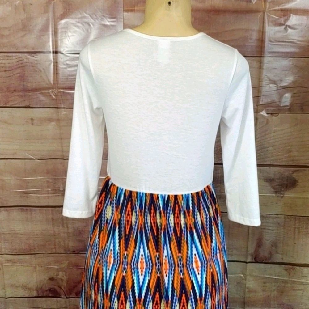 Beautiful Dia Dress Size Medium PRICE FIRM 💥 - Picture 8 of 11